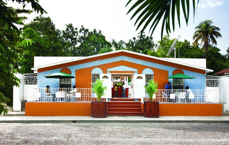 Arawak Hotel Leogane Exterior photo
